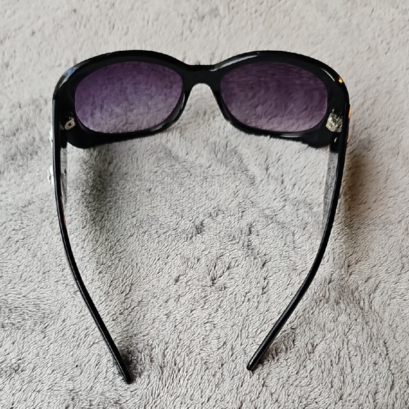 CHANEL Black and Purple Sunglasses - Picture 6 of 11